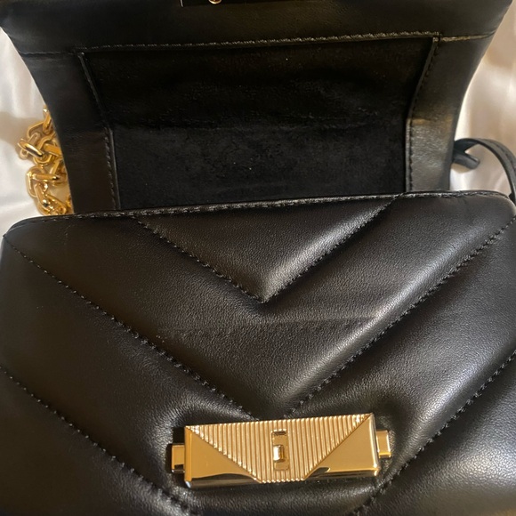 MICHAEL KORS CECE EXTRA-SMALL QUILTED LEATHER BAG - Picture 5 of 7